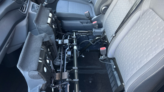 Ford Transit Custom 320 L1 Diesel Fwd 2.0 EcoBlue 150ps H1 Double Cab Van Limited - Image 36